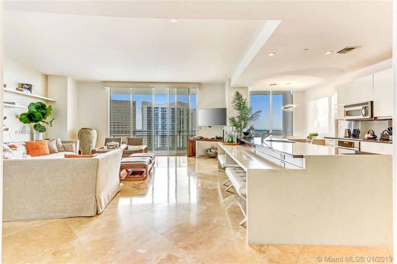 Flat in Miami, USA, 170 m² - picture 18
