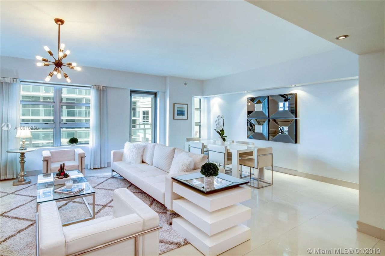 Piso en Miami, Estados Unidos, 150 m² - imagen 16