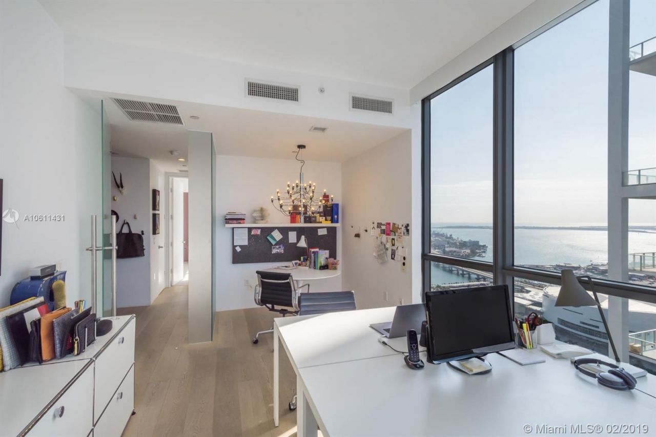 Piso en Miami, Estados Unidos, 200 m² - imagen 8