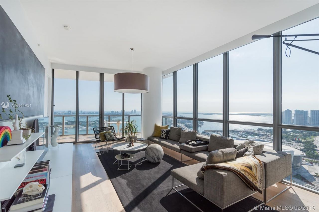 Piso en Miami, Estados Unidos, 200 m² - imagen 16