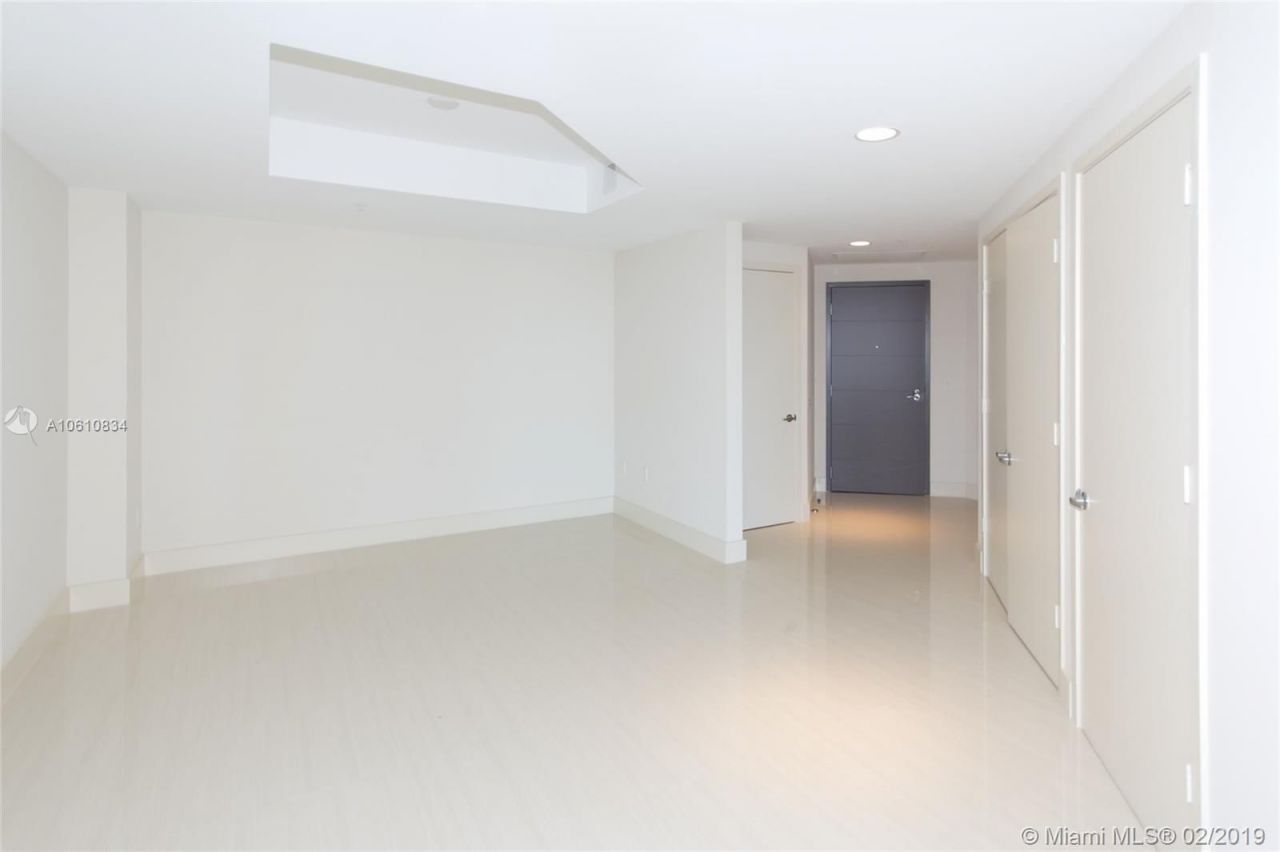 Flat in Miami, USA, 210 m² - picture 7