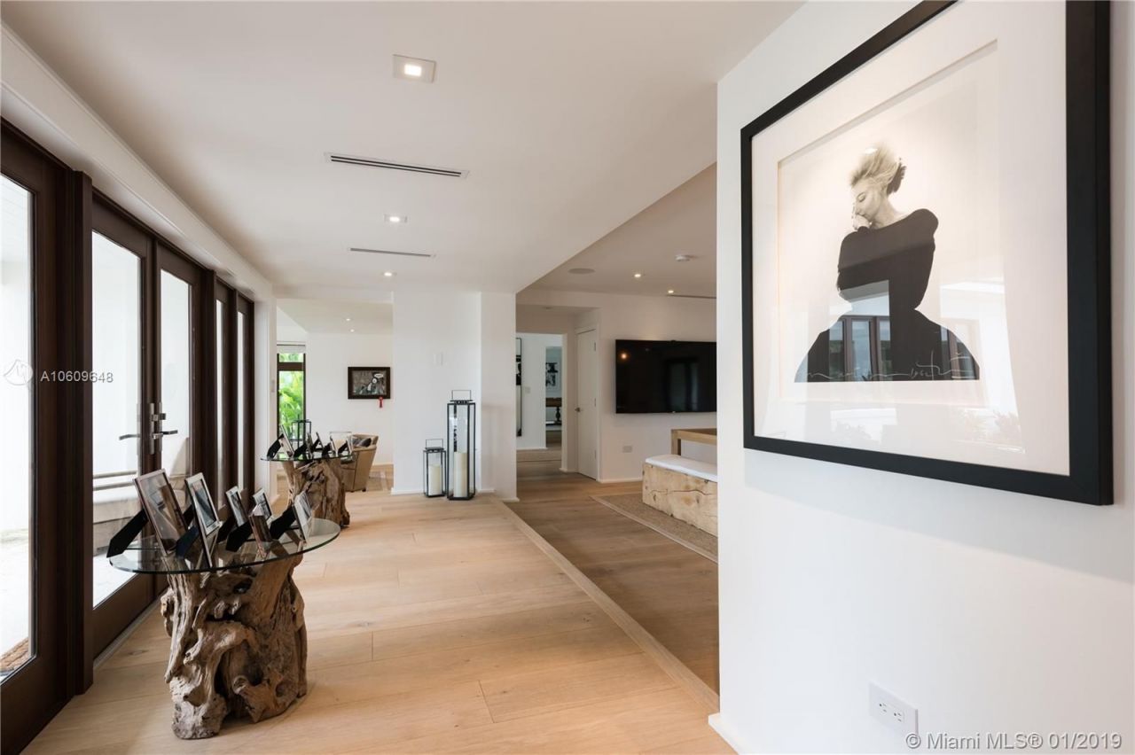 Villa in Miami, USA, 550 m² - picture 9