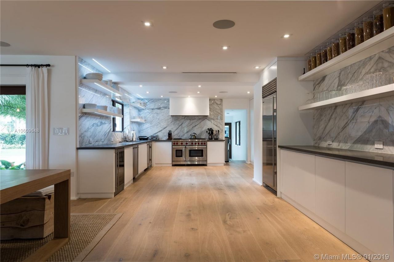 Villa in Miami, USA, 550 m² - picture 14