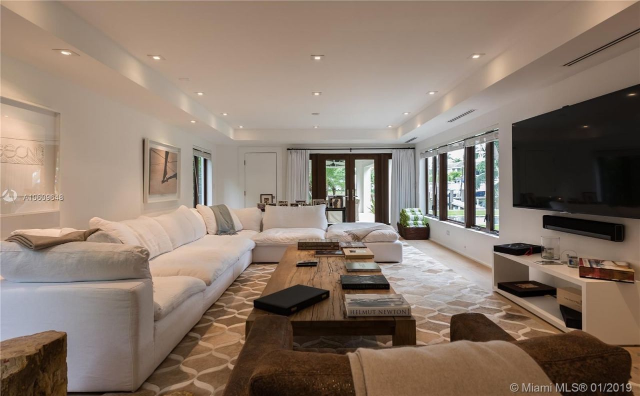 Villa in Miami, USA, 550 m² - picture 13