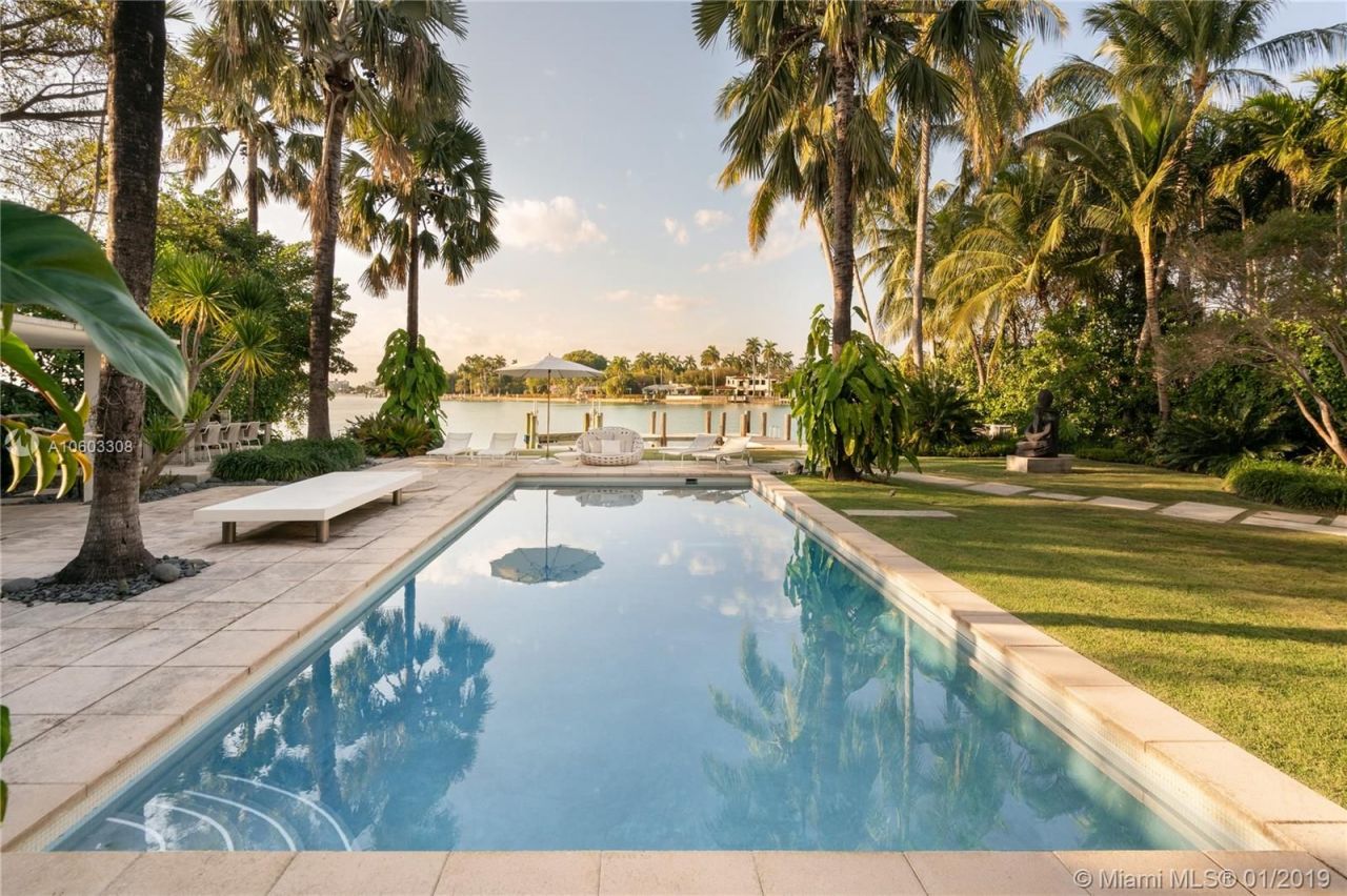 Villa in Miami, USA, 450 m² - Foto 1