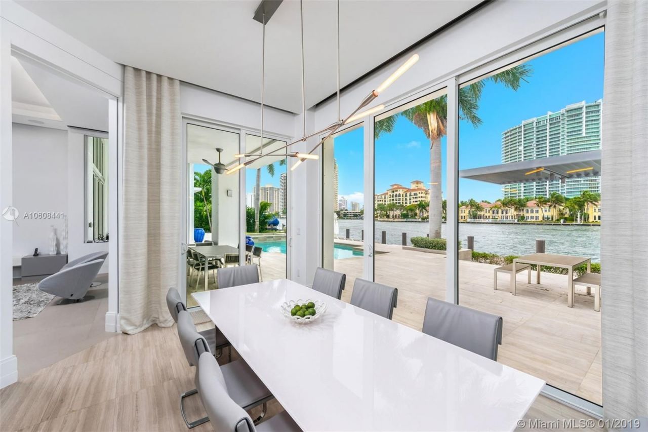 Villa en Miami, Estados Unidos, 500 m² - imagen 10