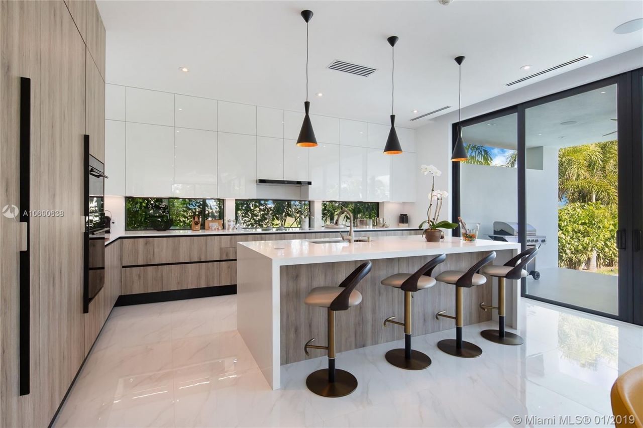 Villa à Miami, États-Unis, 500 m² - image 4