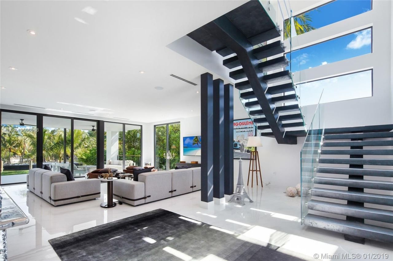 Villa à Miami, États-Unis, 500 m² - image 18