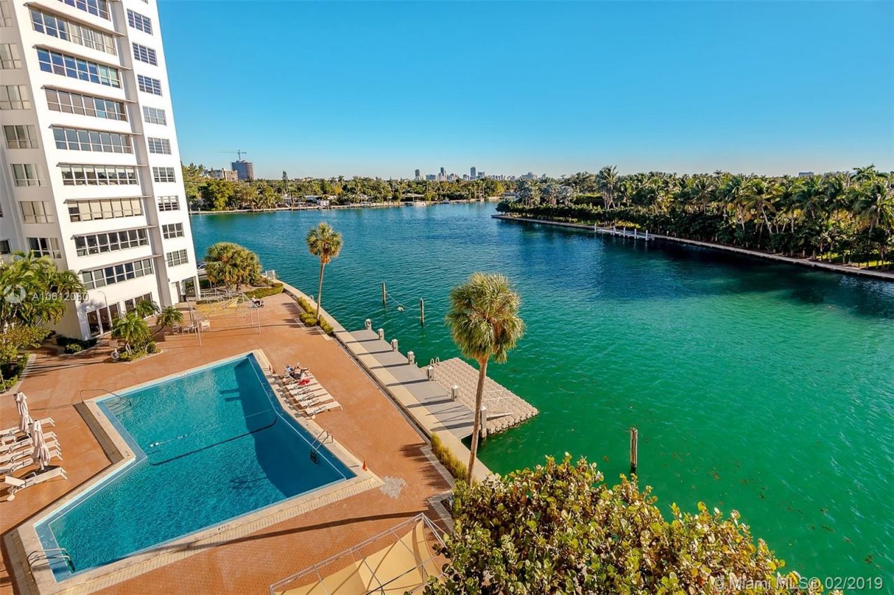 Piso en Miami, Estados Unidos, 175 m² - imagen 4