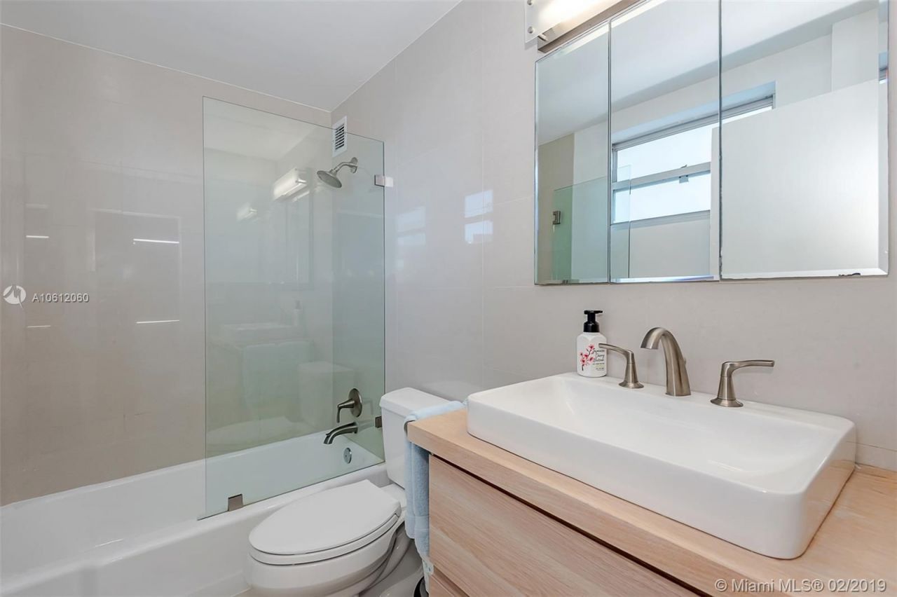 Piso en Miami, Estados Unidos, 175 m² - imagen 6