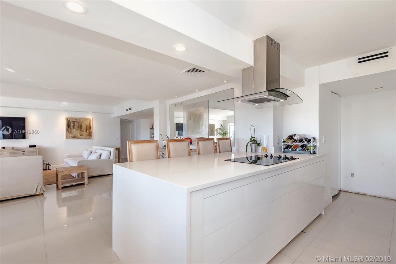 Piso en Miami, Estados Unidos, 175 m² - imagen 12