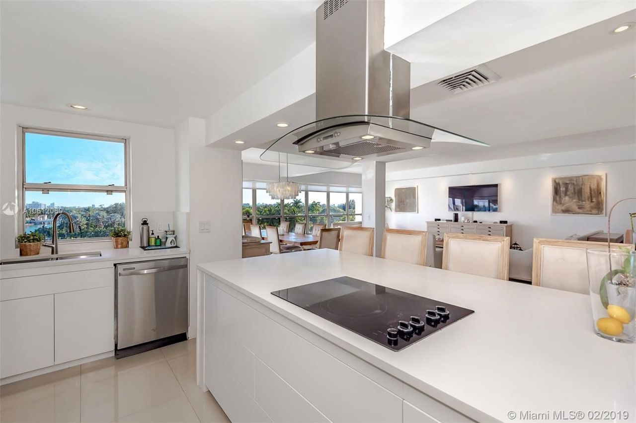 Piso en Miami, Estados Unidos, 175 m² - imagen 14