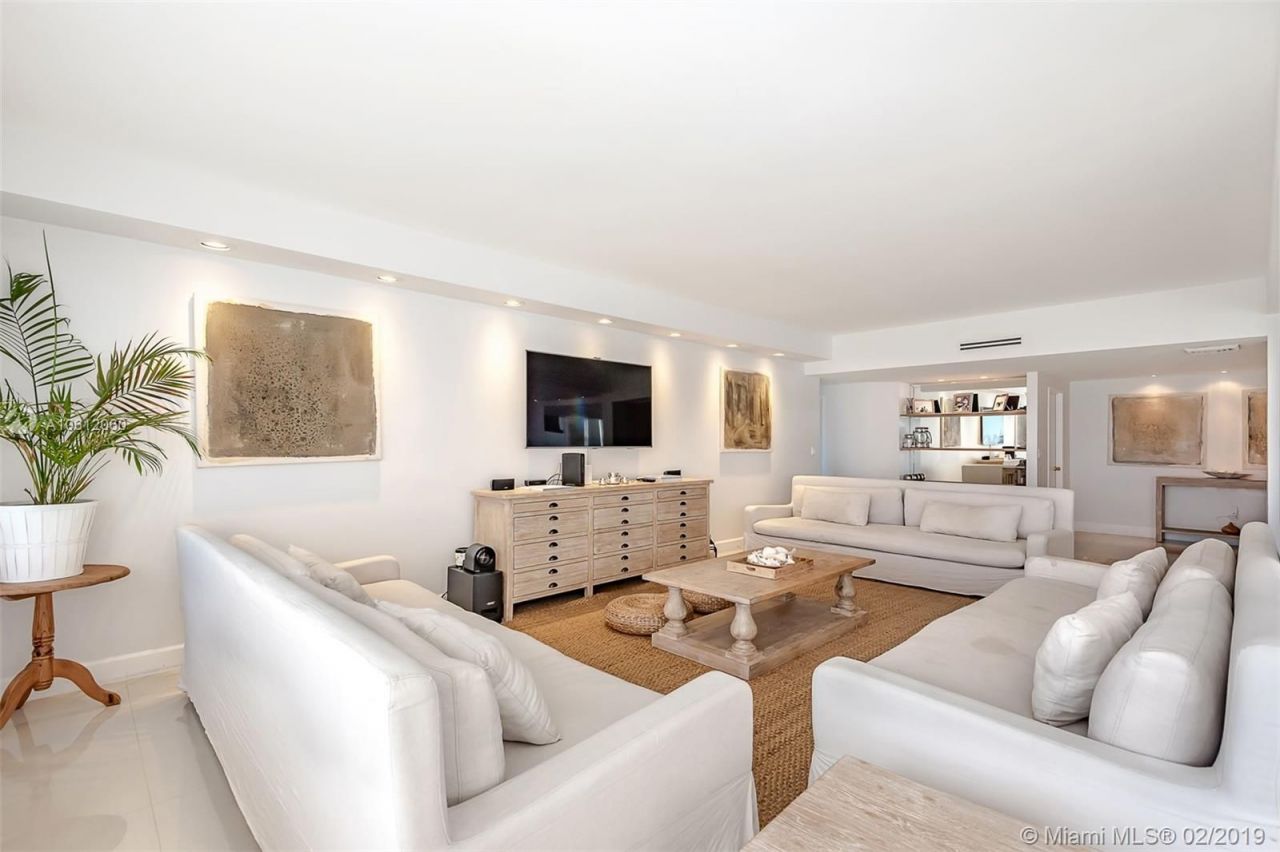 Piso en Miami, Estados Unidos, 175 m² - imagen 15