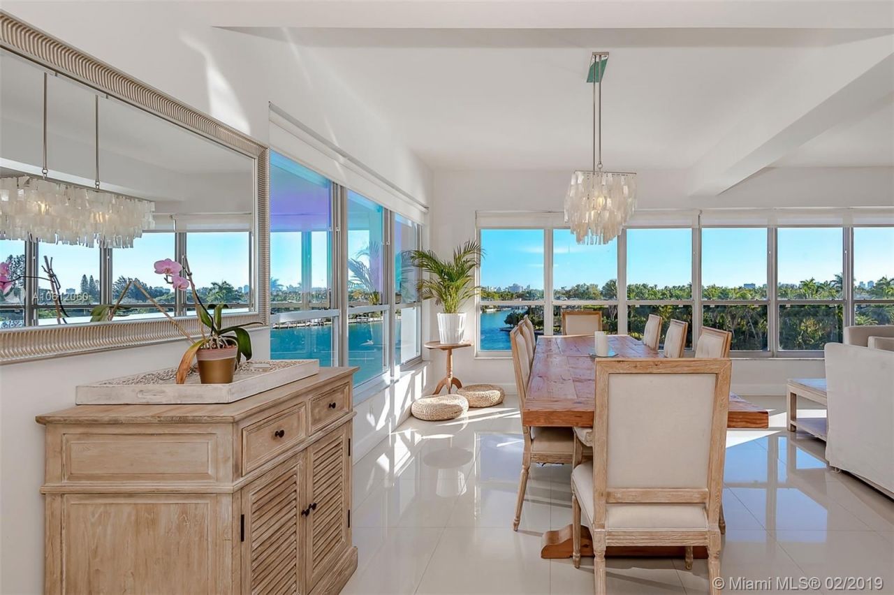 Piso en Miami, Estados Unidos, 175 m² - imagen 16