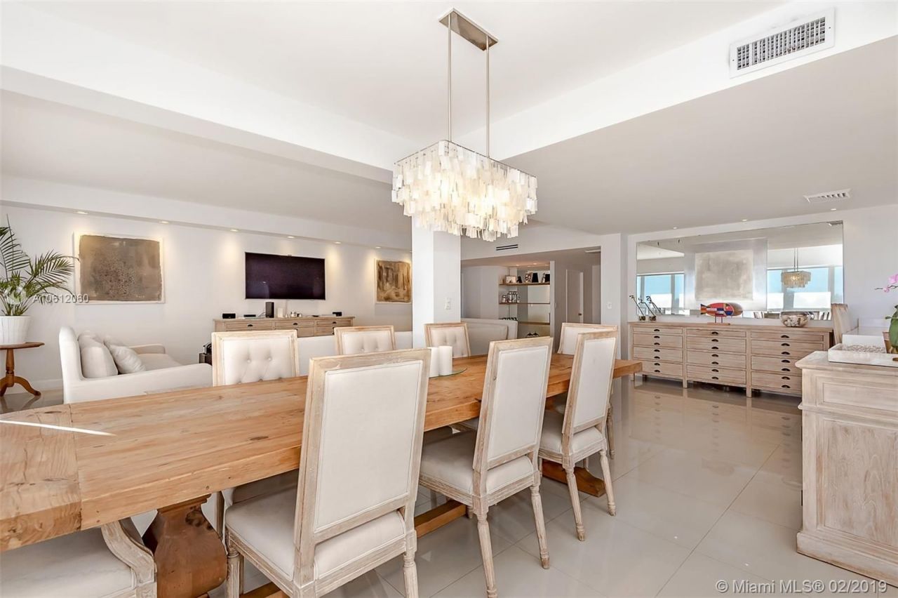 Piso en Miami, Estados Unidos, 175 m² - imagen 3