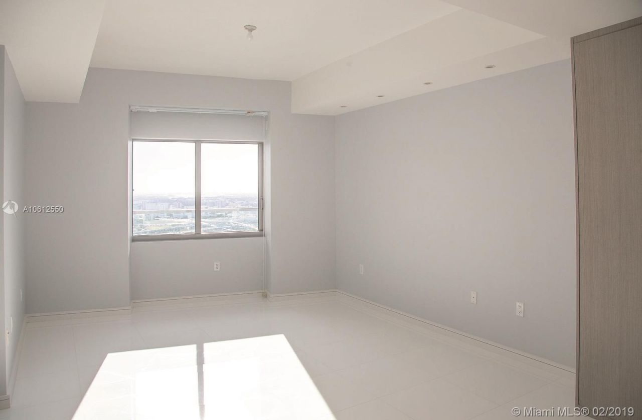 Flat in Miami, USA, 150 m² - picture 5