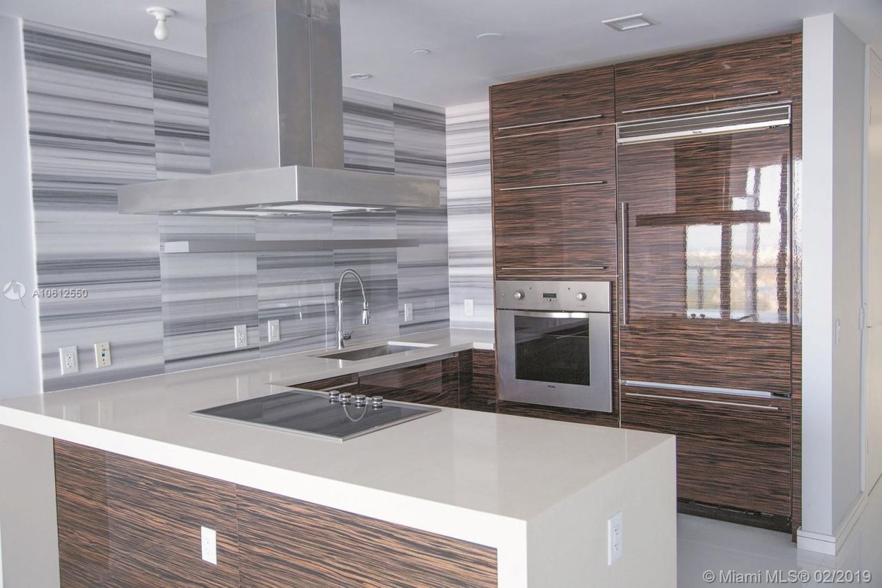 Flat in Miami, USA, 150 m² - picture 6