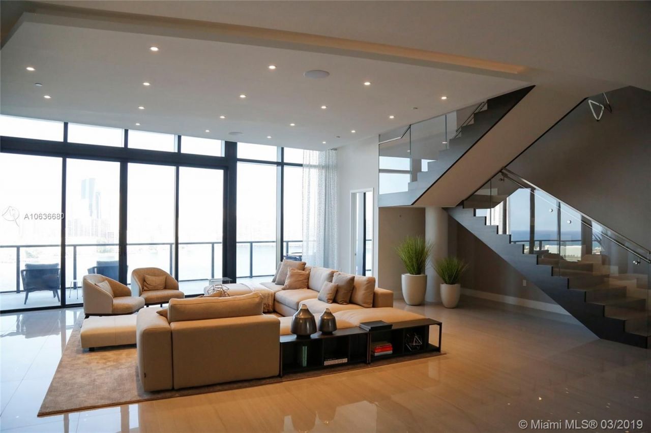 Penthouse in Miami, USA, 650 m² - Foto 1