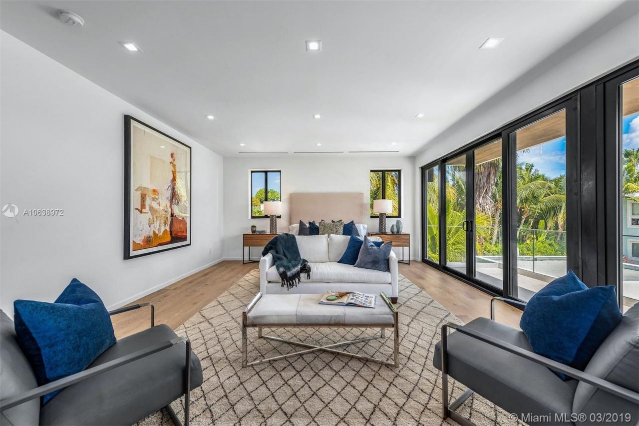 Villa en Miami, Estados Unidos, 340 m² - imagen 9