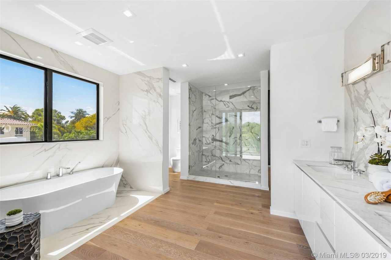 Villa en Miami, Estados Unidos, 340 m² - imagen 14