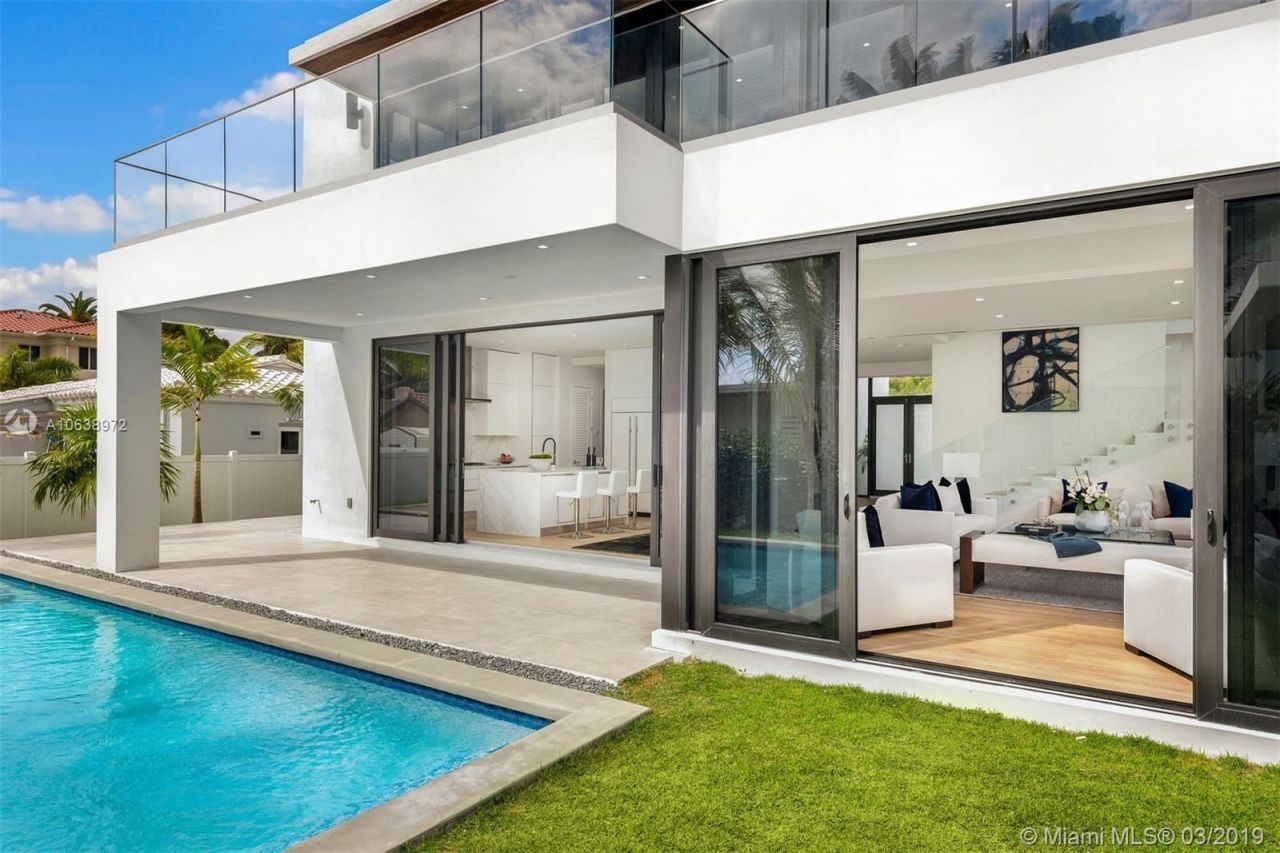 Villa en Miami, Estados Unidos, 340 m² - imagen 13