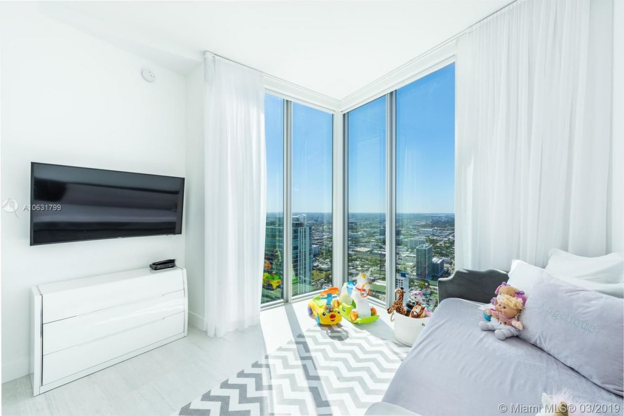 Penthouse in Miami, USA, 180 m² - picture 4