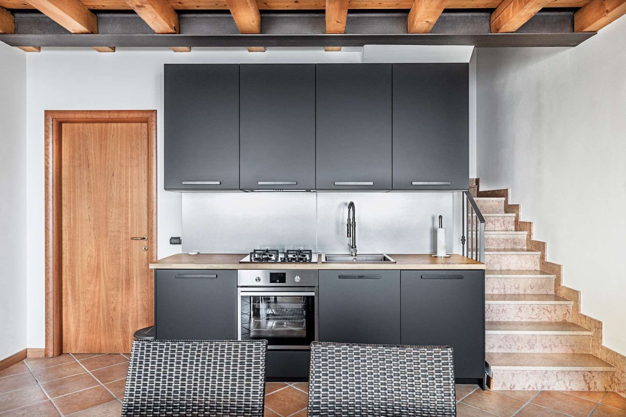 Townhouse on Lake Garda, Italy, 235 m² - picture 6