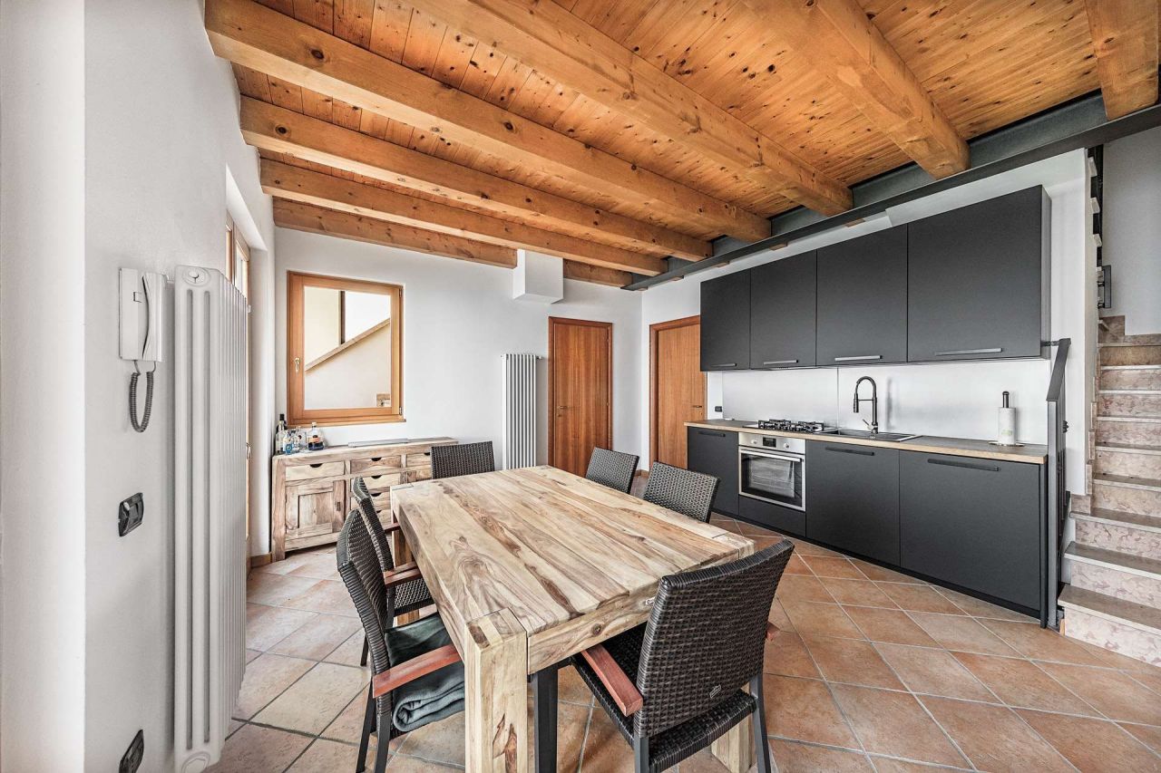 Townhouse on Lake Garda, Italy, 235 m² - picture 4