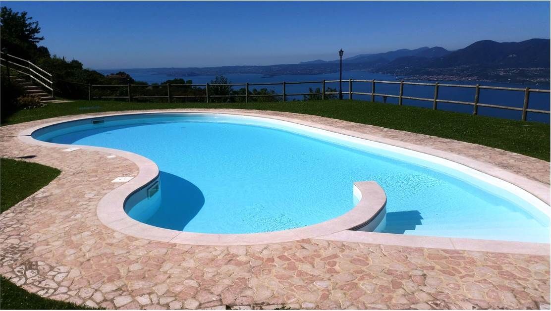 Townhouse on Lake Garda, Italy, 235 m² - picture 3