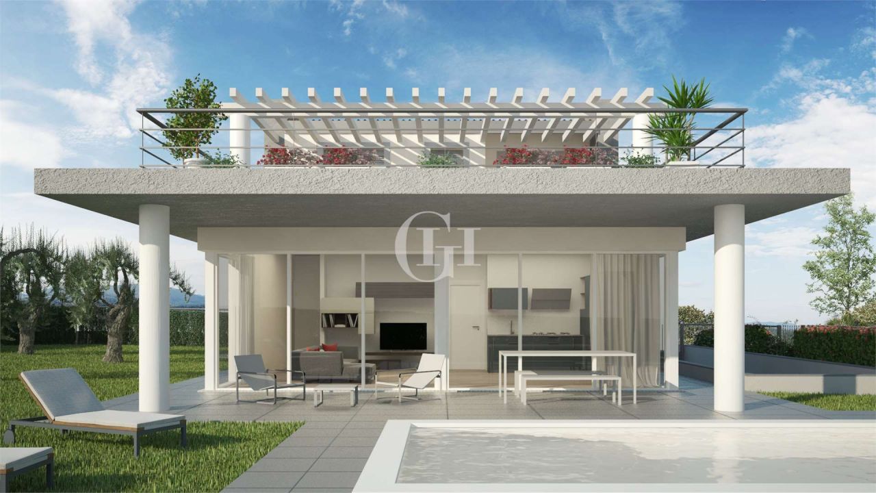 Villa por Lago de Garda, Italia, 280 m² - imagen 1