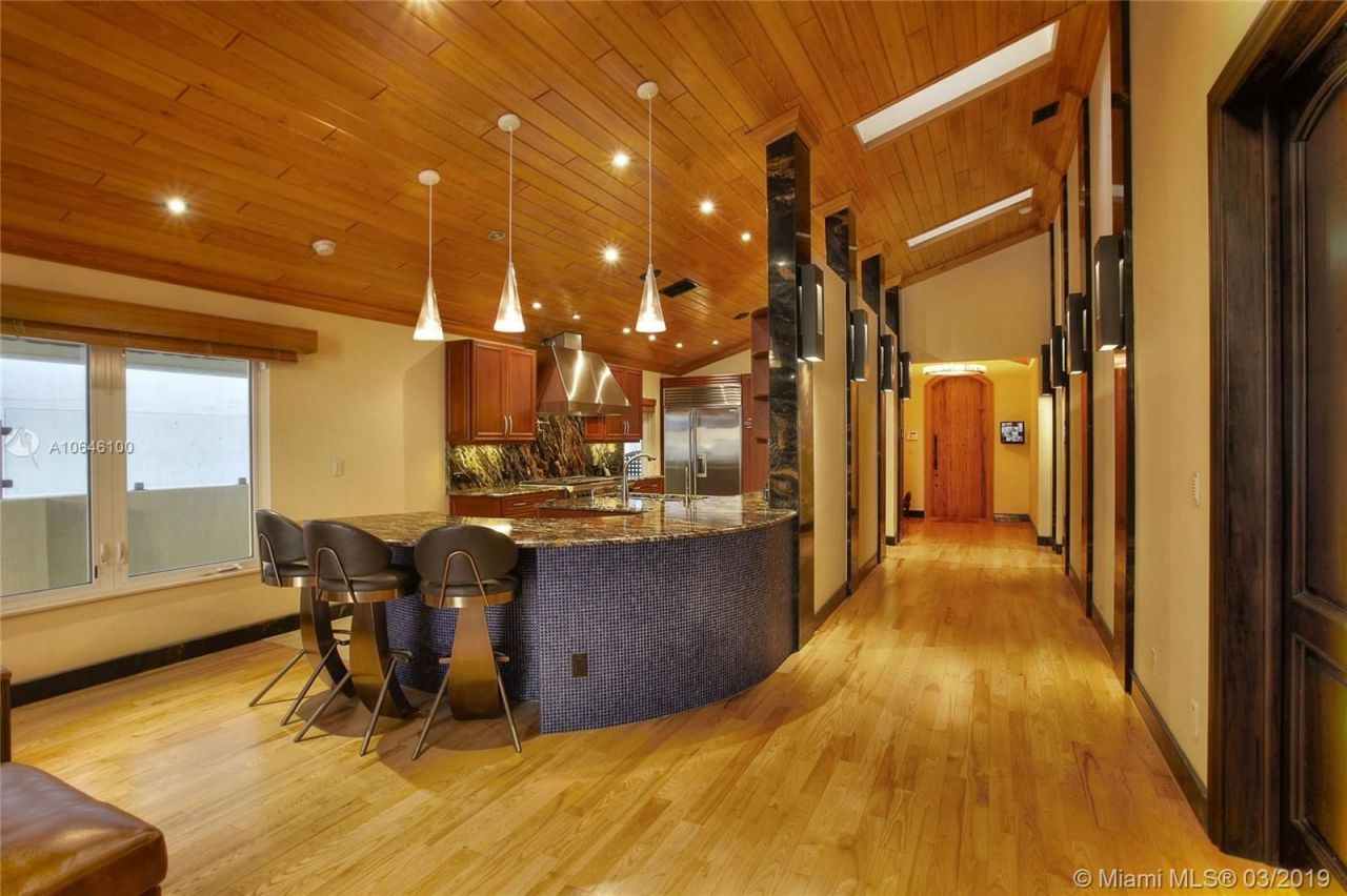 Villa in Miami, USA, 300 m² - picture 14