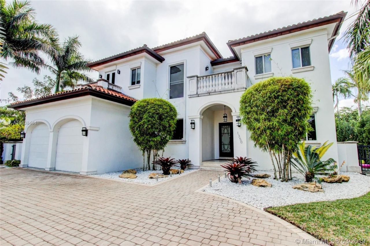 Villa in Miami, USA, 400 m² - Foto 2