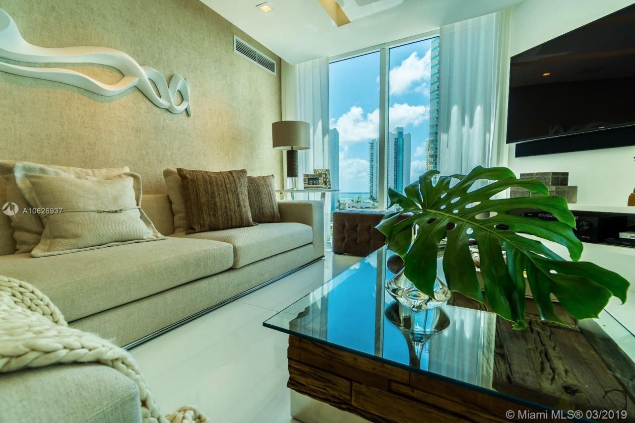 Flat in Miami, USA, 140 m² - picture 7