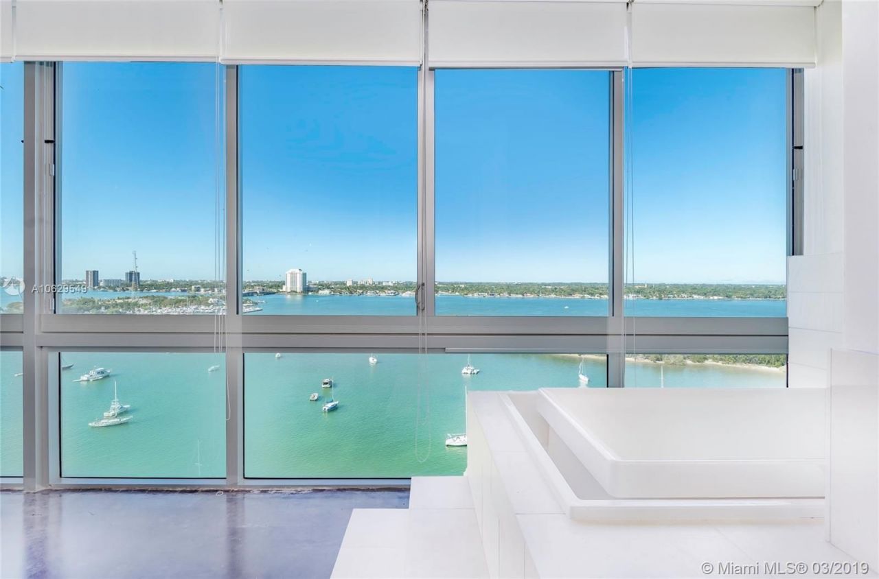 Loft en Miami, Estados Unidos, 170 m² - imagen 1