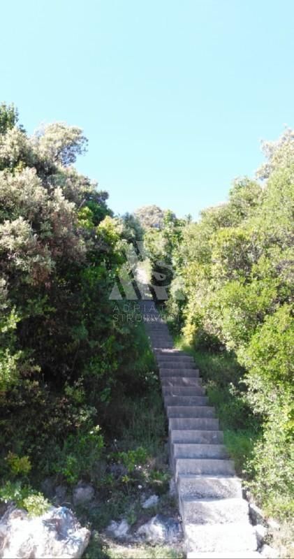 Land in Utjeha, Montenegro, 210 m² - picture 8