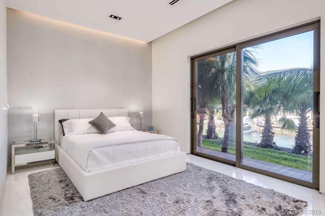 Villa en Miami, Estados Unidos, 450 m² - imagen 12