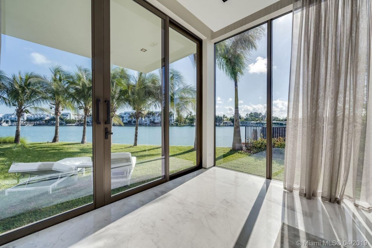 Villa en Miami, Estados Unidos, 450 m² - imagen 10