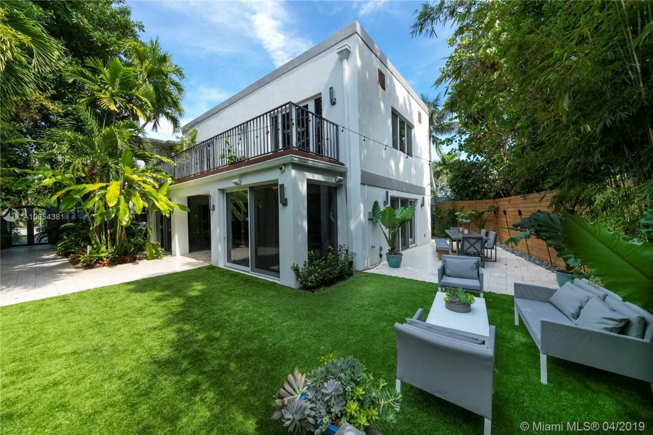 Villa à Miami, États-Unis, 270 m² - image 3