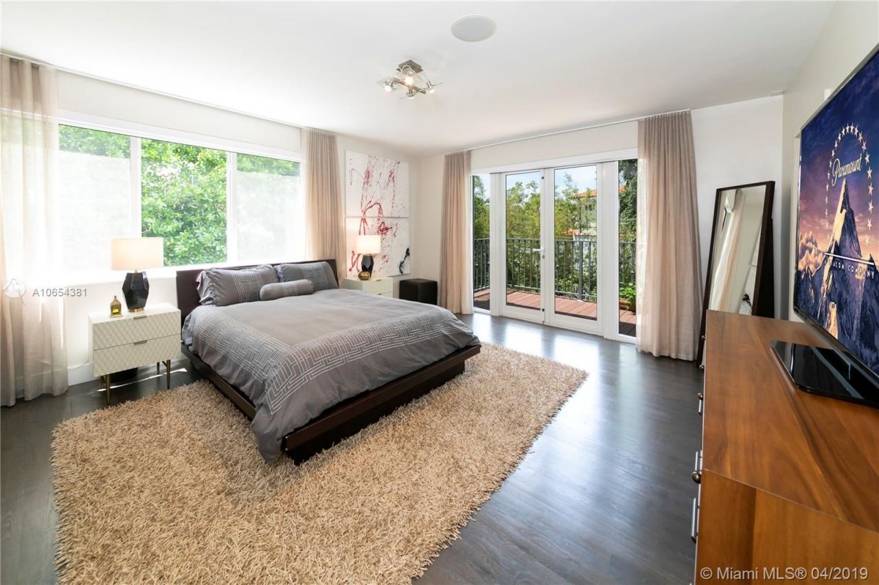 Villa à Miami, États-Unis, 270 m² - image 12