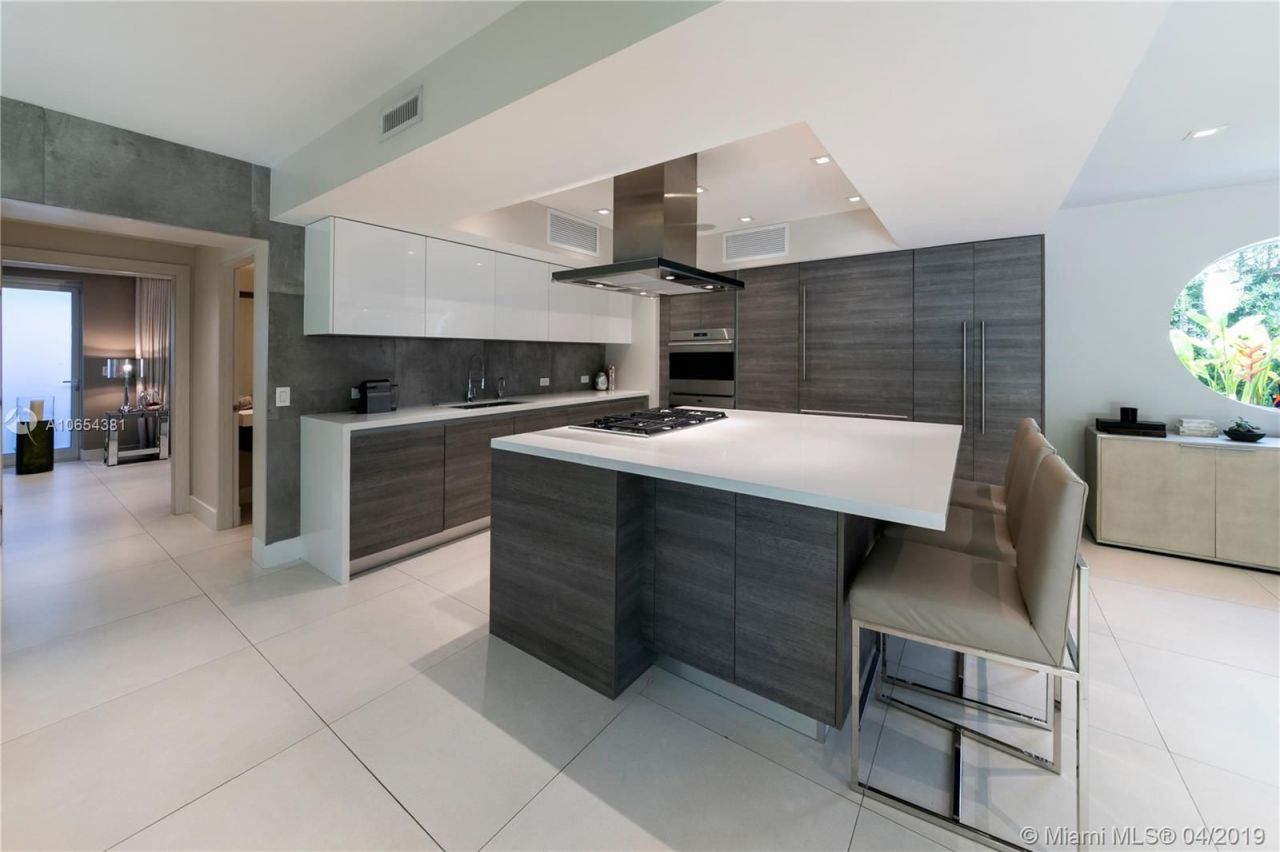 Villa à Miami, États-Unis, 270 m² - image 17