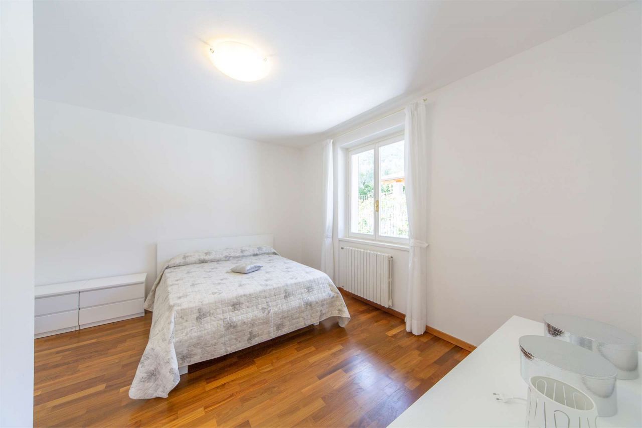 Villa sul Lago di Como, Italia, 250 m² - foto 11