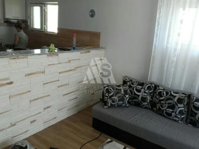 House in Bar, Montenegro, 165 m² - picture 1