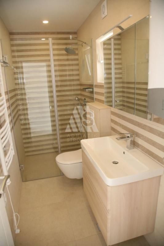 Villa en Krasici, Montenegro, 220 m² - imagen 15