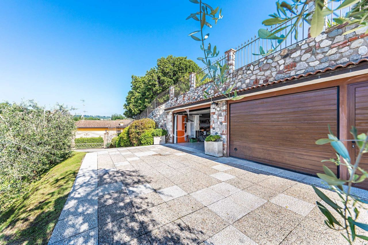 Villa por Lago de Garda, Italia, 250 m² - imagen 5