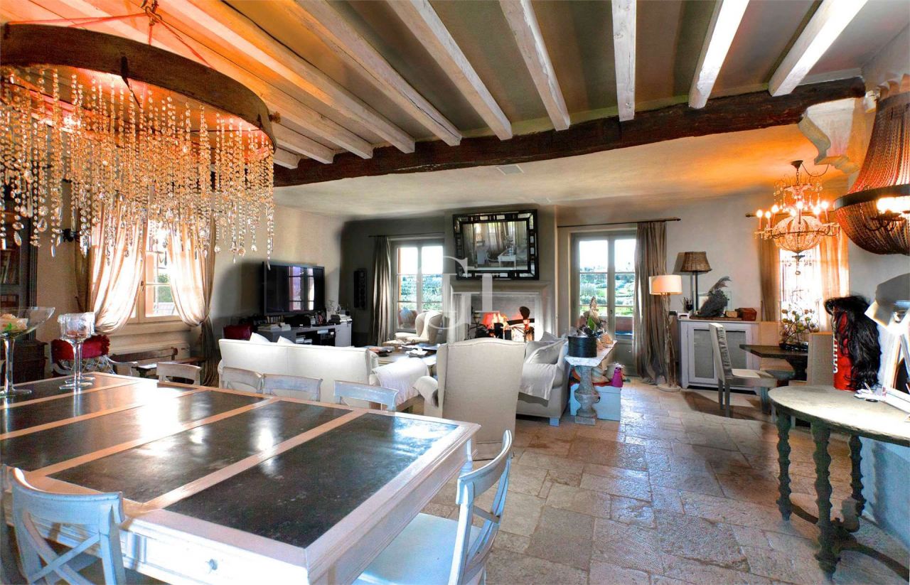 Mansión por Lago de Garda, Italia, 700 m² - imagen 8