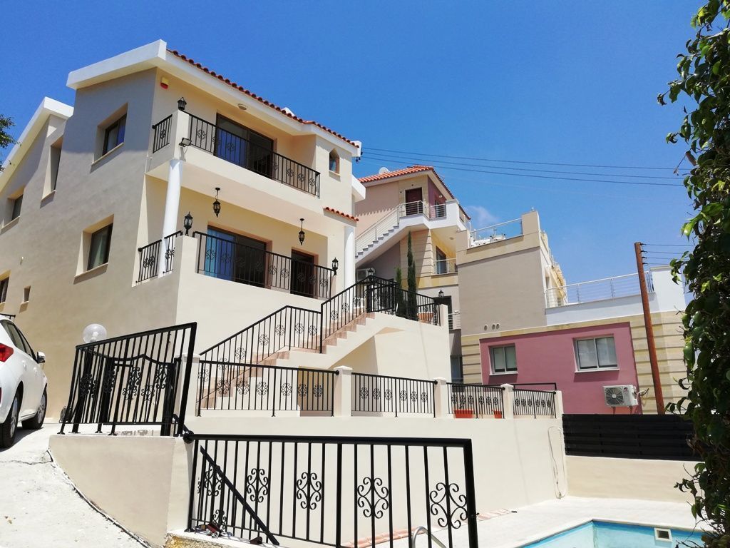 Villa a Paphos, Cipro, 250 m² - foto 1
