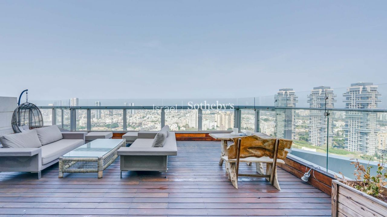 Penthouse in Tel Aviv, Israel, 275 m² - picture 1