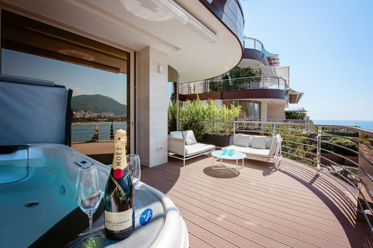 Villa en Budva, Montenegro, 157 m² - imagen 1