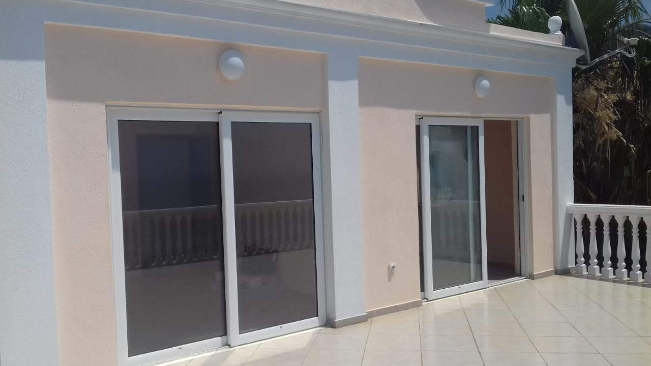 Villa en Dobra Voda, Montenegro, 410 m² - imagen 5