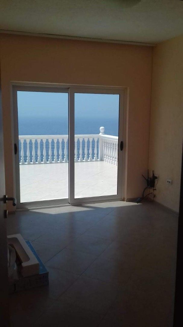 Villa en Dobra Voda, Montenegro, 410 m² - imagen 8